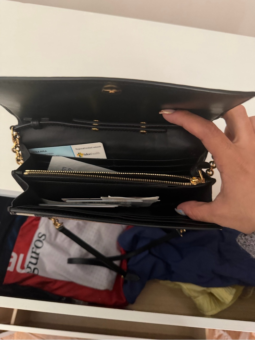 Burberry Black Leather & Vintage Haymarket Check Compact Crossbody - Picture 3 of 4